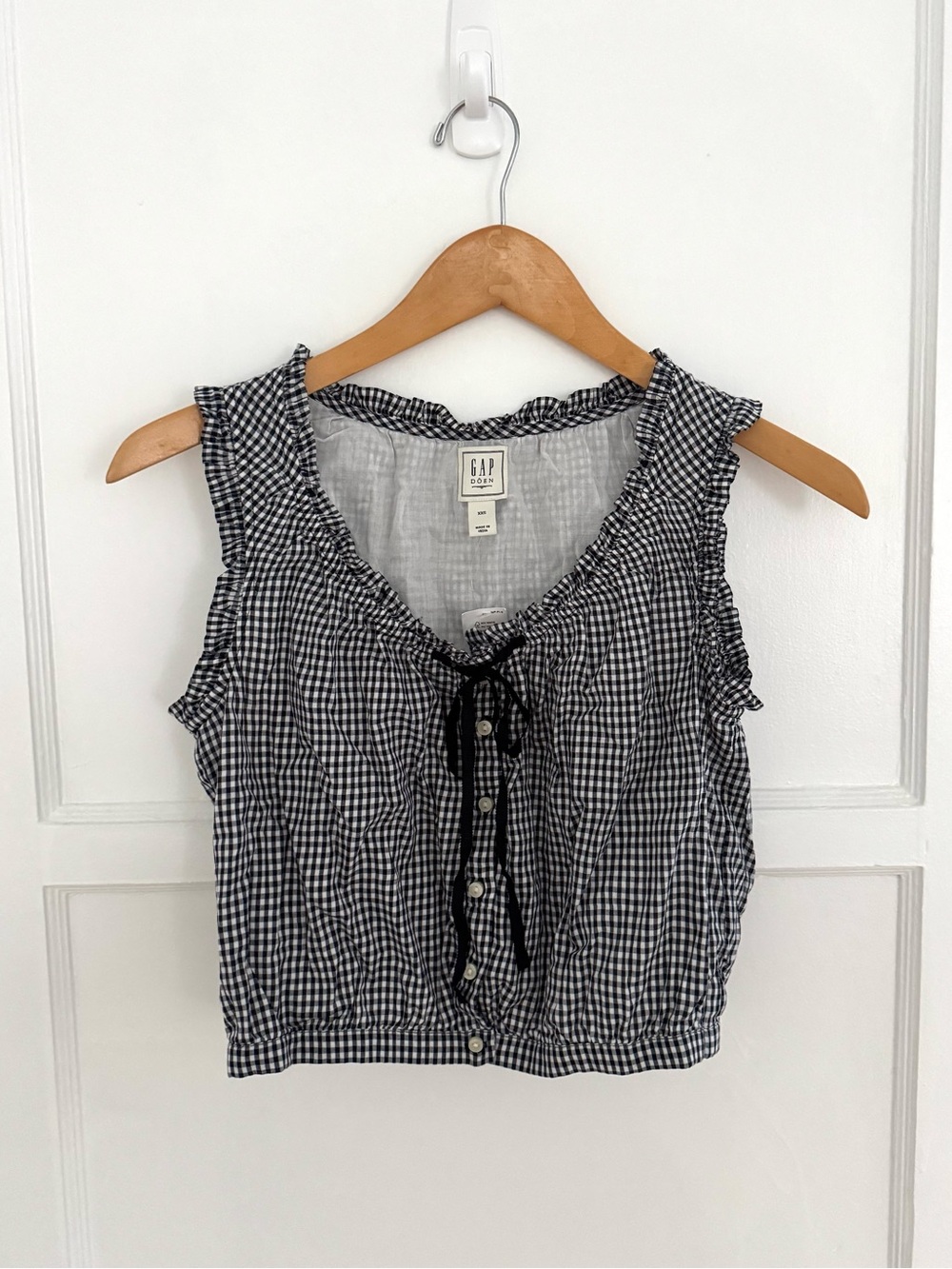 GAP x Doen Gingham Tie-Front Ruffle Crop Top - Picture 2 of 4